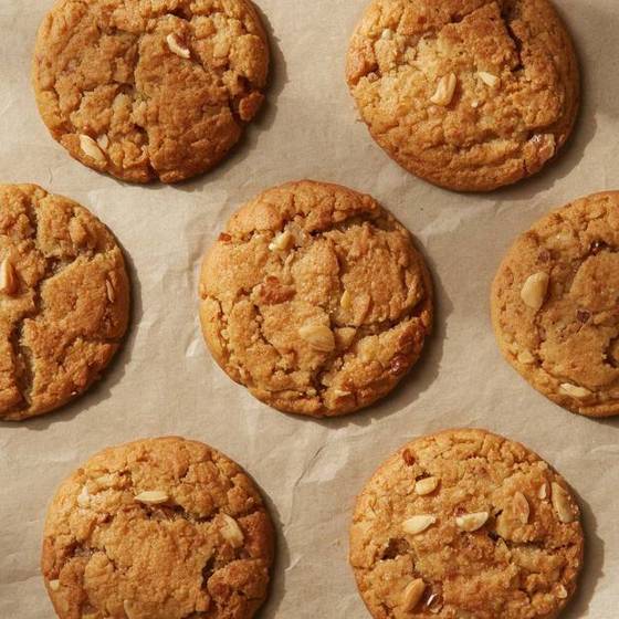 Biscuits croustillants amande